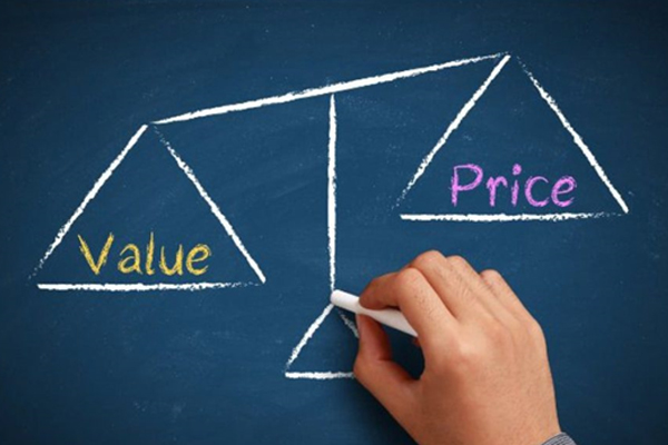 مقایسه ارزش پیشنهادی و قیمت